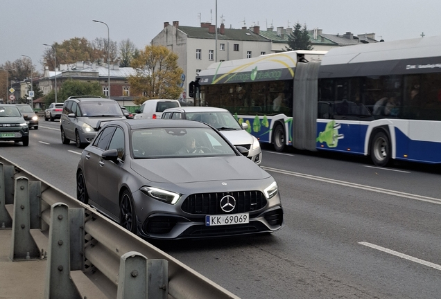 Mercedes-AMG A 45 S W177