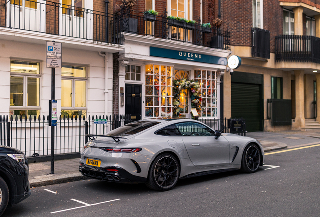 Mercedes-AMG GT 63 C192