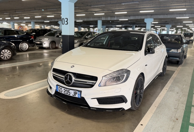 Mercedes-Benz A 45 AMG