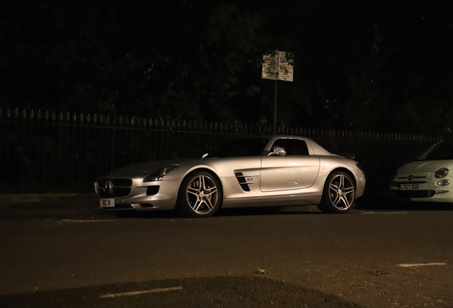 Mercedes-Benz SLS AMG