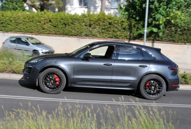 Porsche 95B Macan GTS MkI