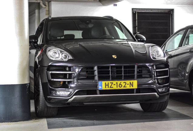 Porsche 95B Macan Turbo MkI