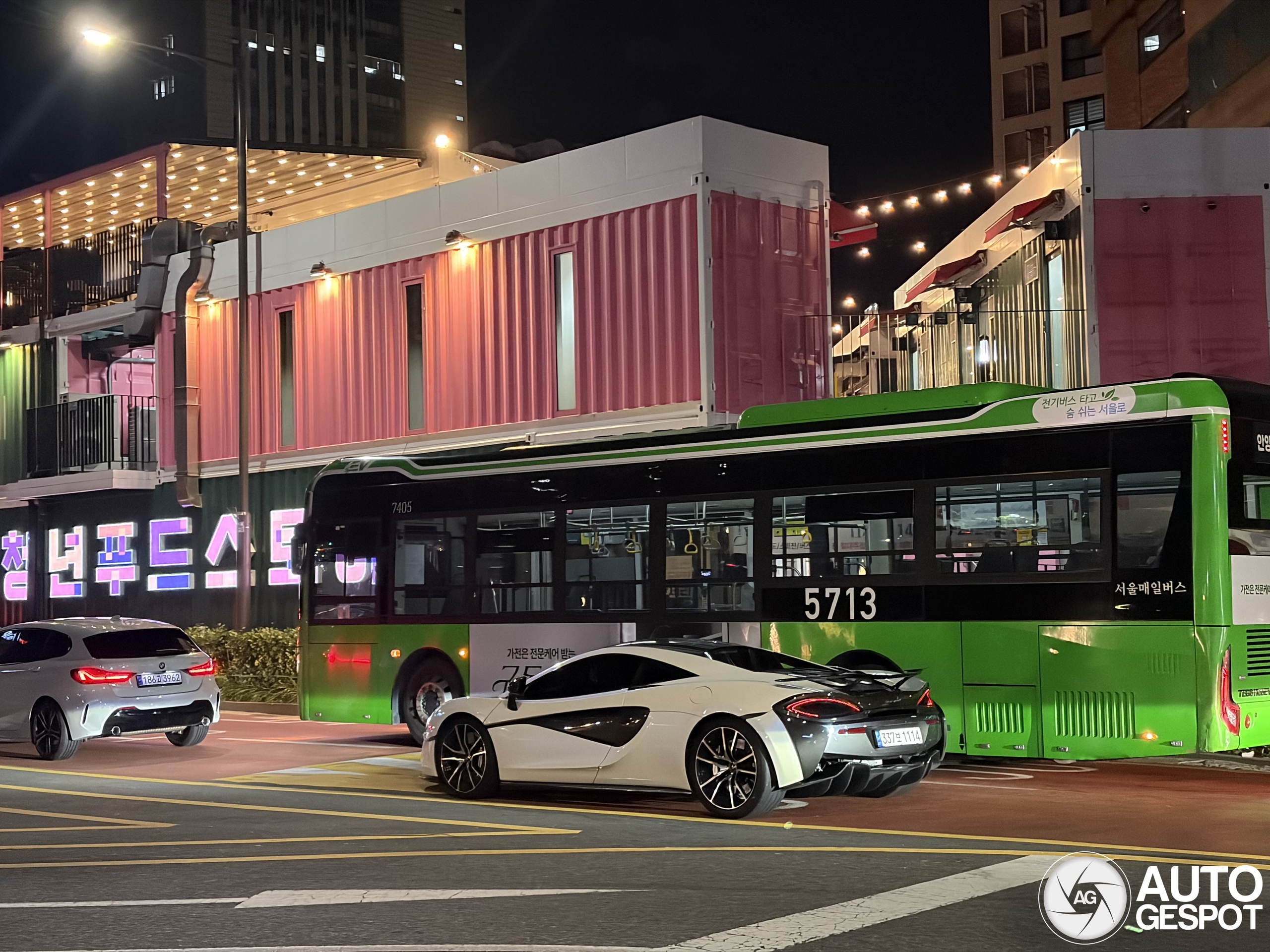 McLaren 570S