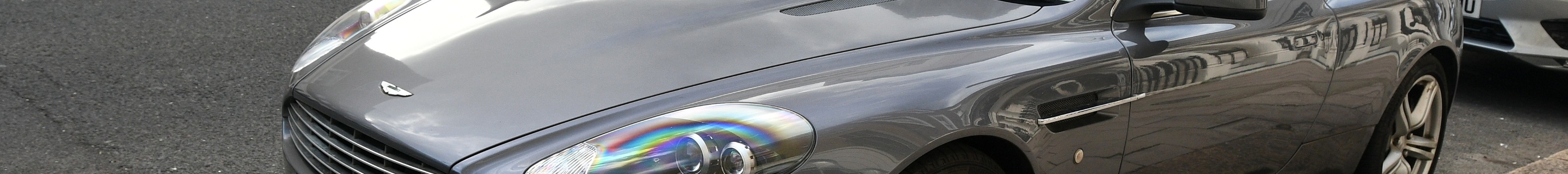 Aston Martin DB9