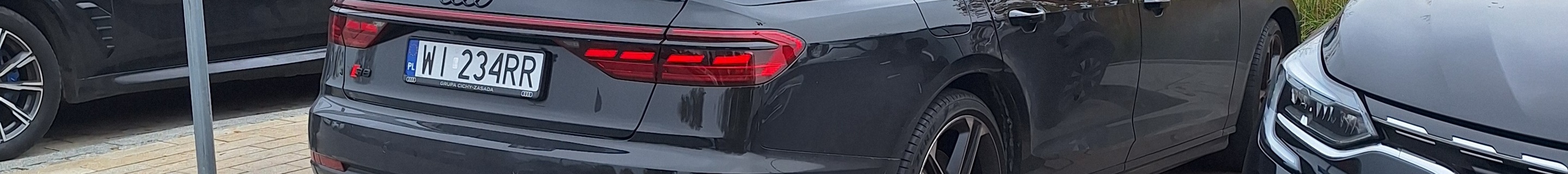 Audi S8 D5 2022