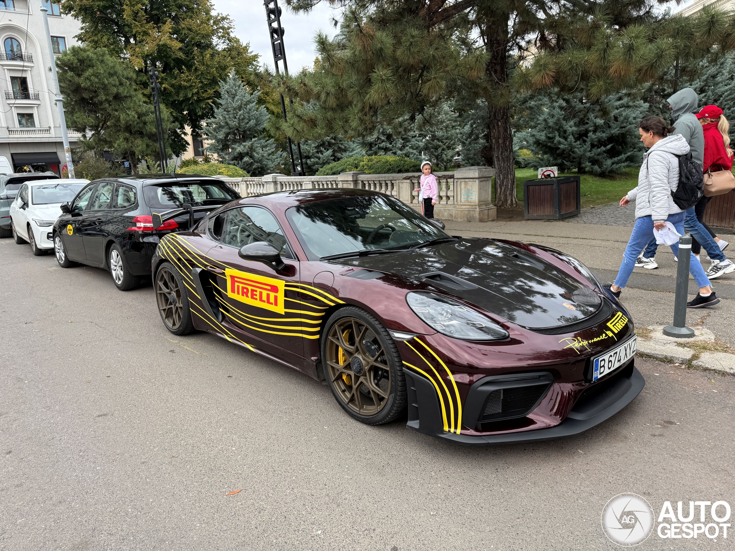 Porsche 718 Cayman GT4 RS Weissach Package