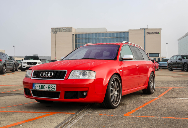 Audi RS6 Avant C5