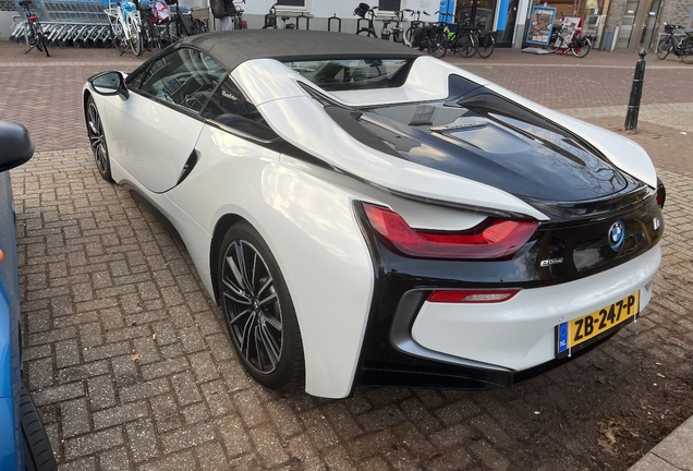 BMW i8 Roadster