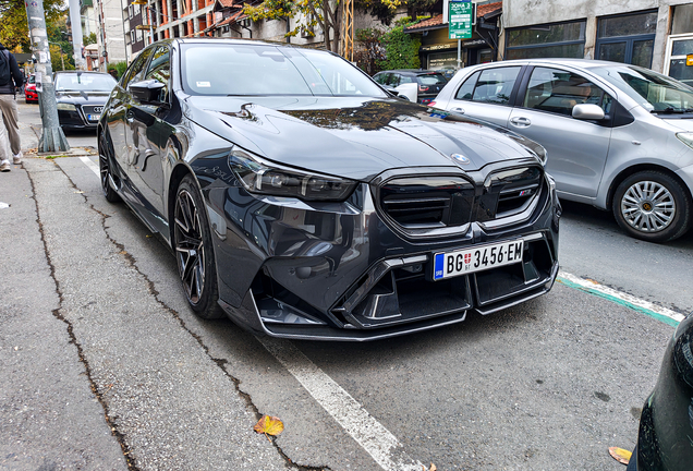 BMW M5 G90