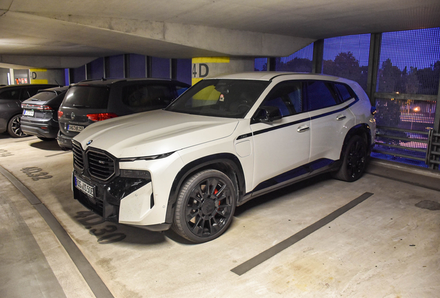 BMW XM G09