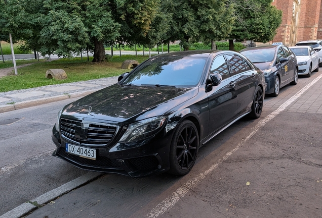Mercedes-AMG S 63 V222