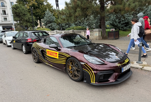 Porsche 718 Cayman GT4 RS Weissach Package