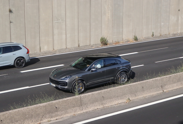 Porsche Cayenne Coupé Turbo S E-Hybrid