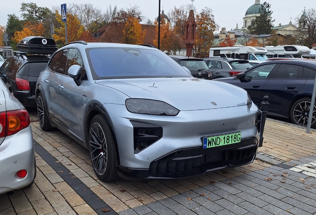 Porsche Cayenne Turbo Electric