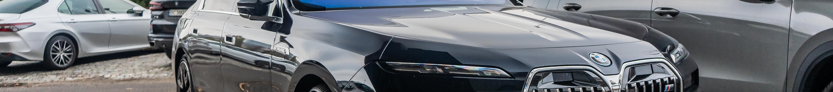 BMW M760e xDrive