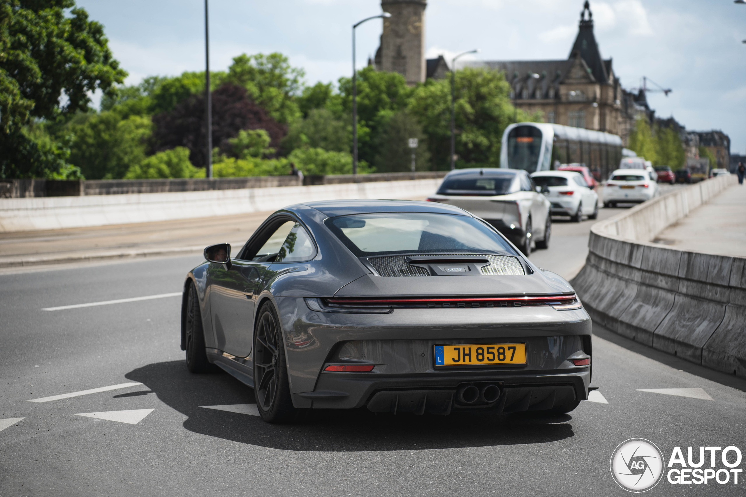 Porsche 992 GT3 Touring MkI