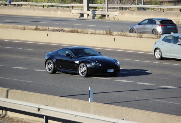 Aston Martin V8 Vantage