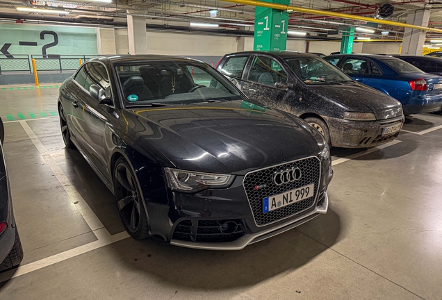 Audi RS5 B8 2012