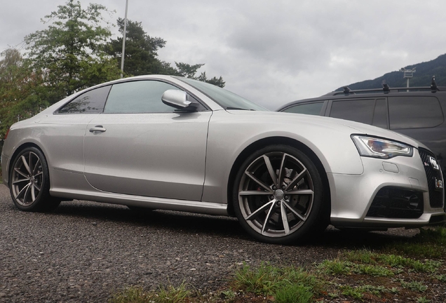 Audi RS5 B8 2012