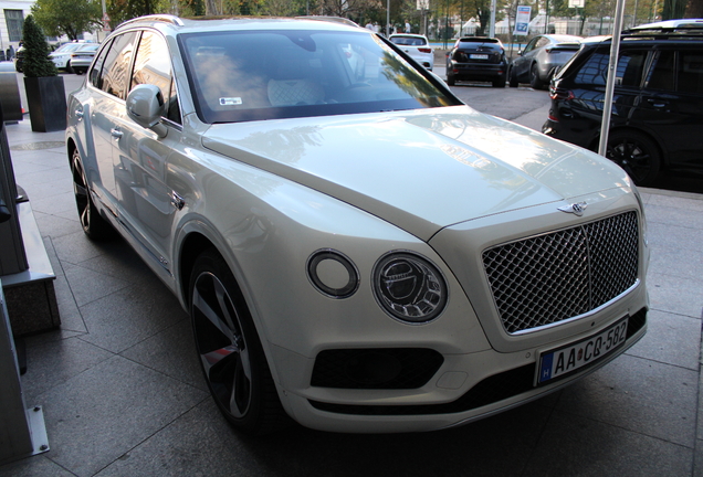 Bentley Bentayga Hybrid