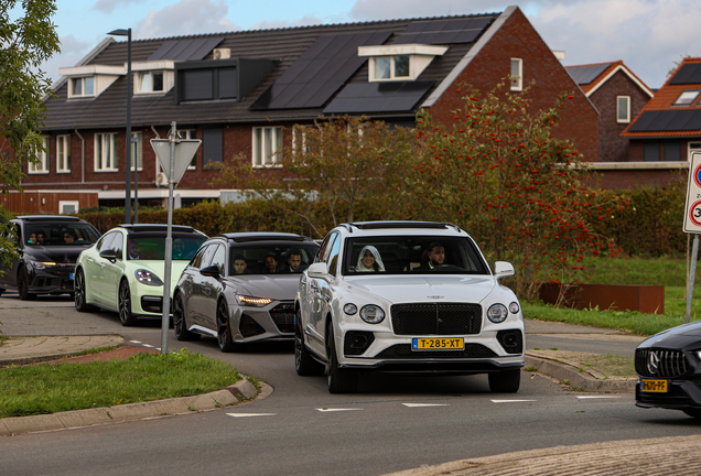 Bentley Bentayga V8 2021 First Edition