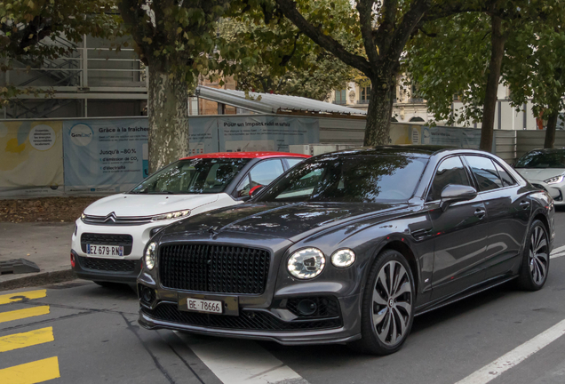 Bentley Flying Spur V8 2021 First Edition