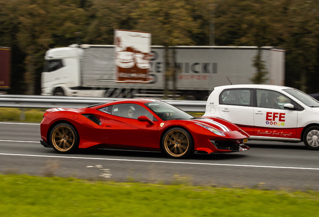 Ferrari 488 Pista