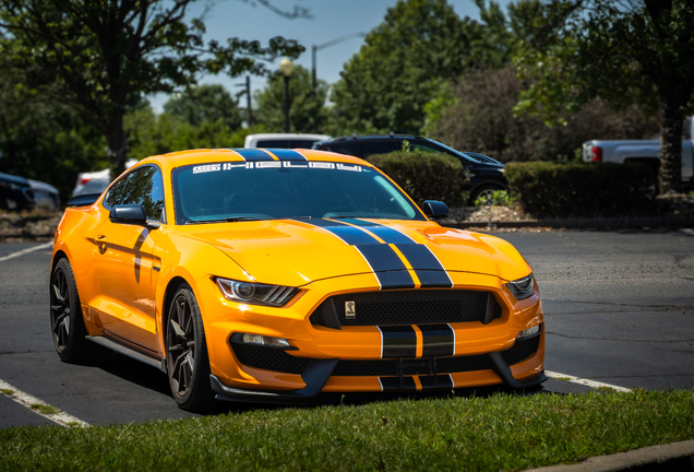 Ford Mustang Shelby GT350 2015
