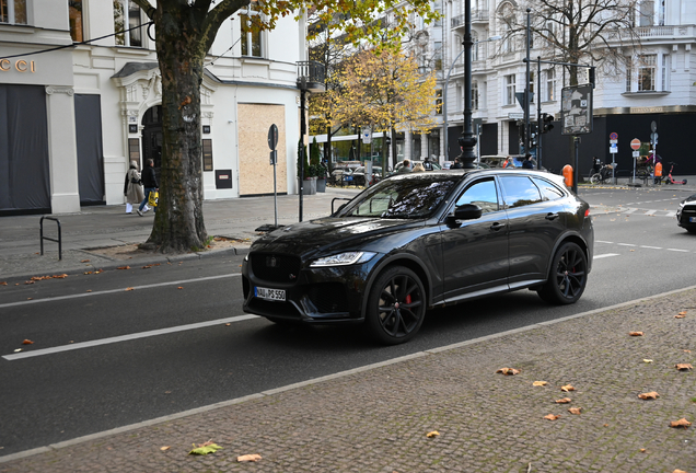 Jaguar F-PACE SVR