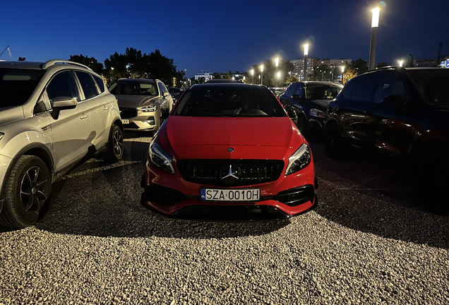 Mercedes-AMG A 45 W176 2015