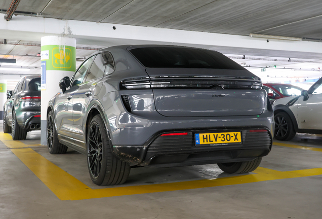 Porsche Macan EV Turbo